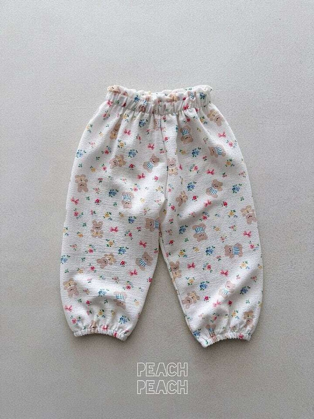 D439AB49-EFD7-4E5D-9BDE-3C9872D93B03