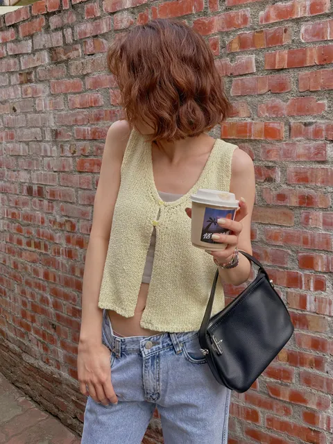 EC18B9E1-4B6E-4386-BC1B-EAC1B3D336FE_1_105_c