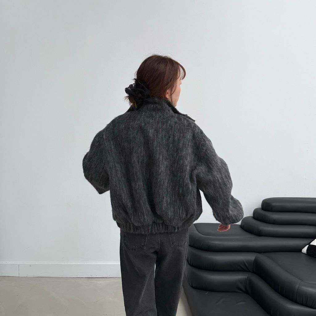 EA8581F2-8C56-4E2A-8C54-84EE2A05A417