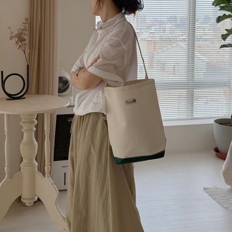 659D89BF-B9BE-4BB4-AEA3-F149F22F2DB9_1_102_a