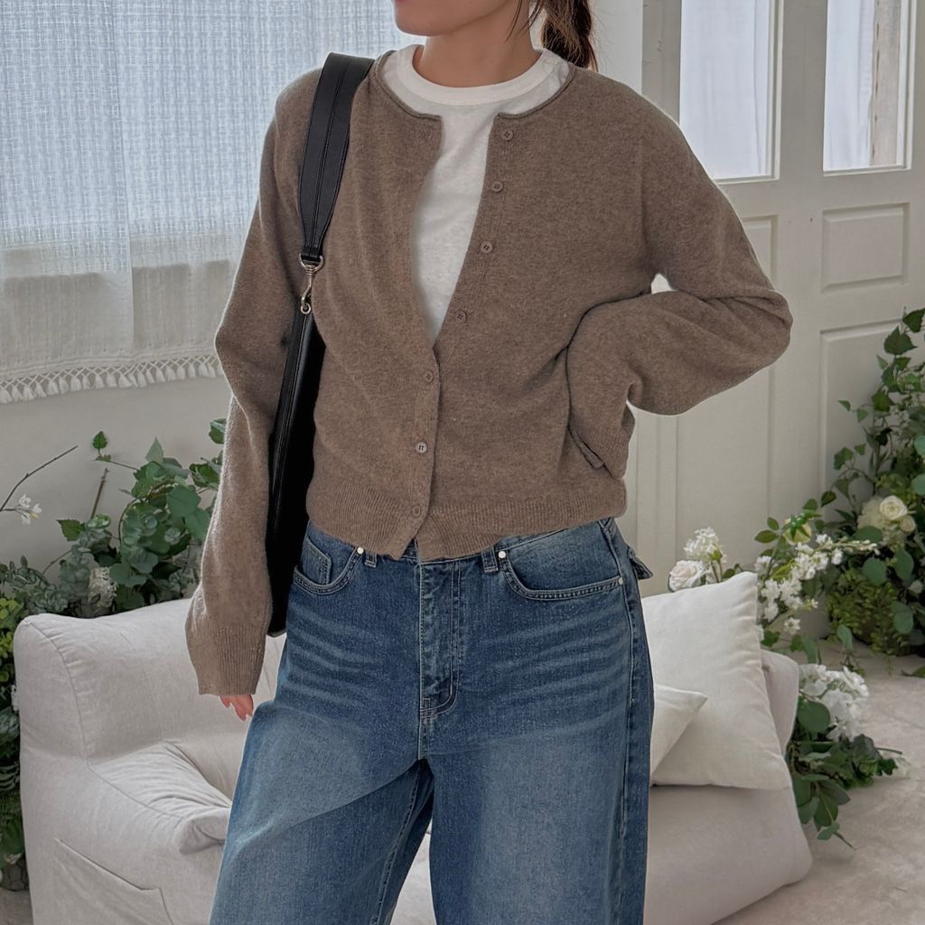 E9B27F59-BBC3-4F93-9C79-5CB96FAE1CA9_1_201_a