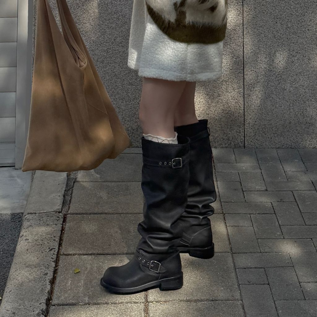 6AA3E985-03F6-4F86-B33F-3755BAD11B24