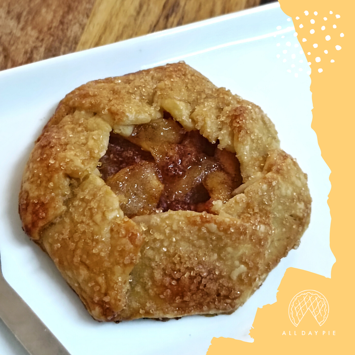 apple-cinnamon-pie-alldaypie-1