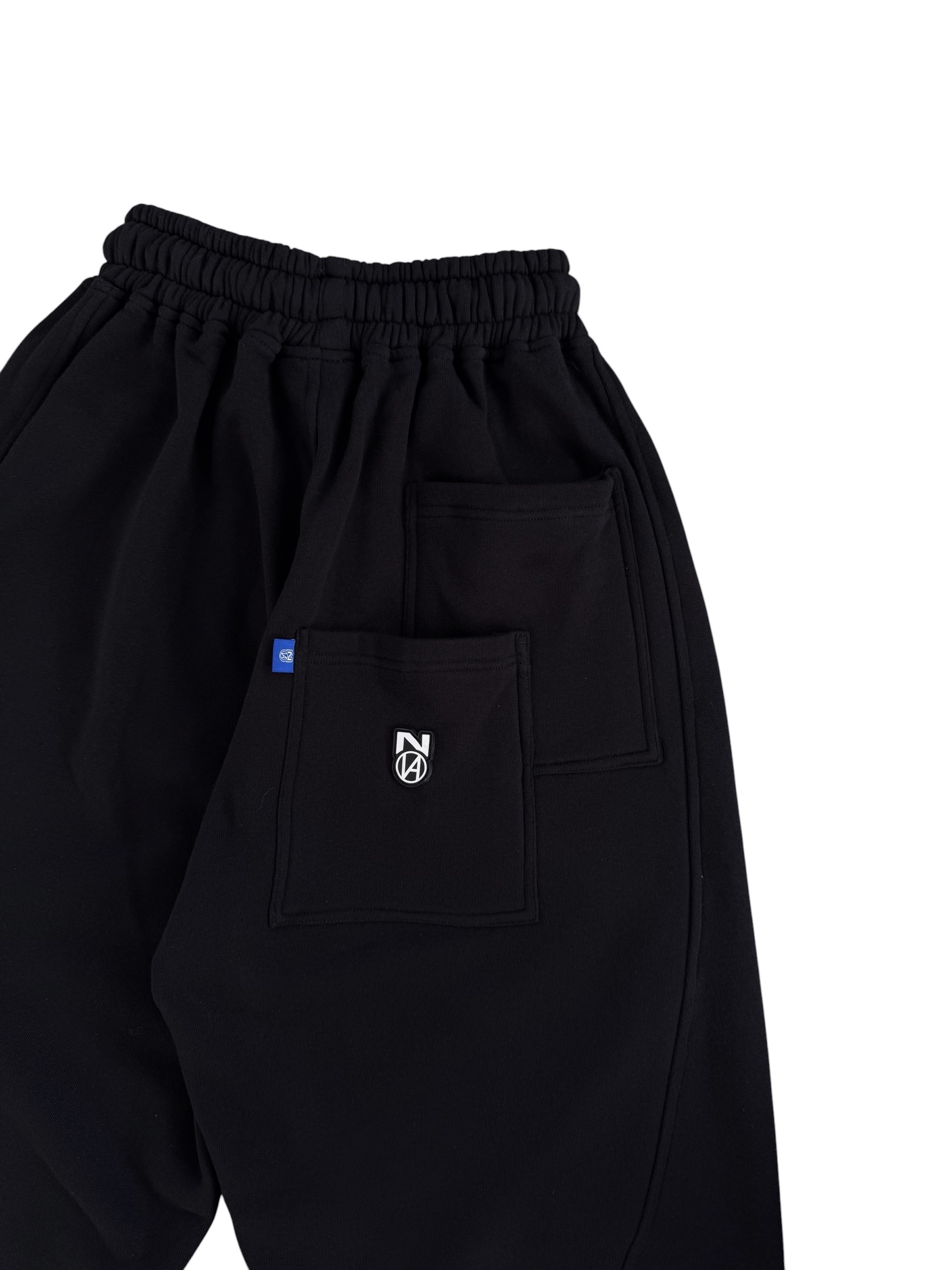 N LOGO BAGGY WIDE SWEATPANT  BLACK 6