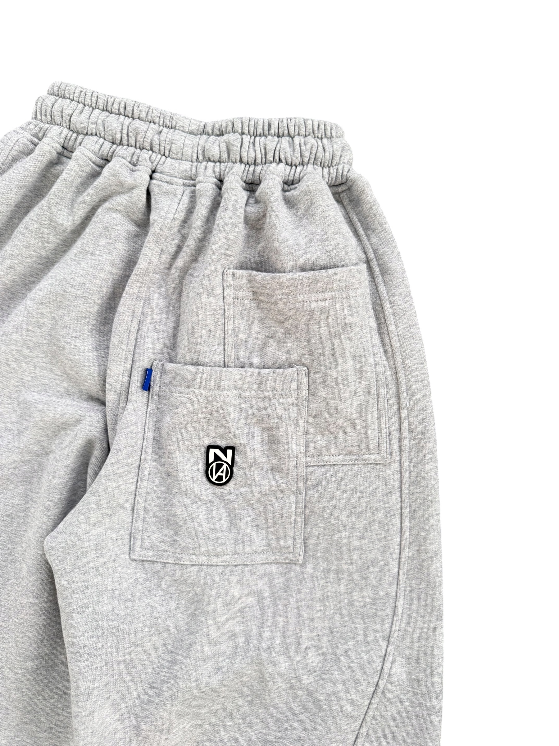 N LOGO BAGGY WIDE SWEATPANT MISTY GREY 6