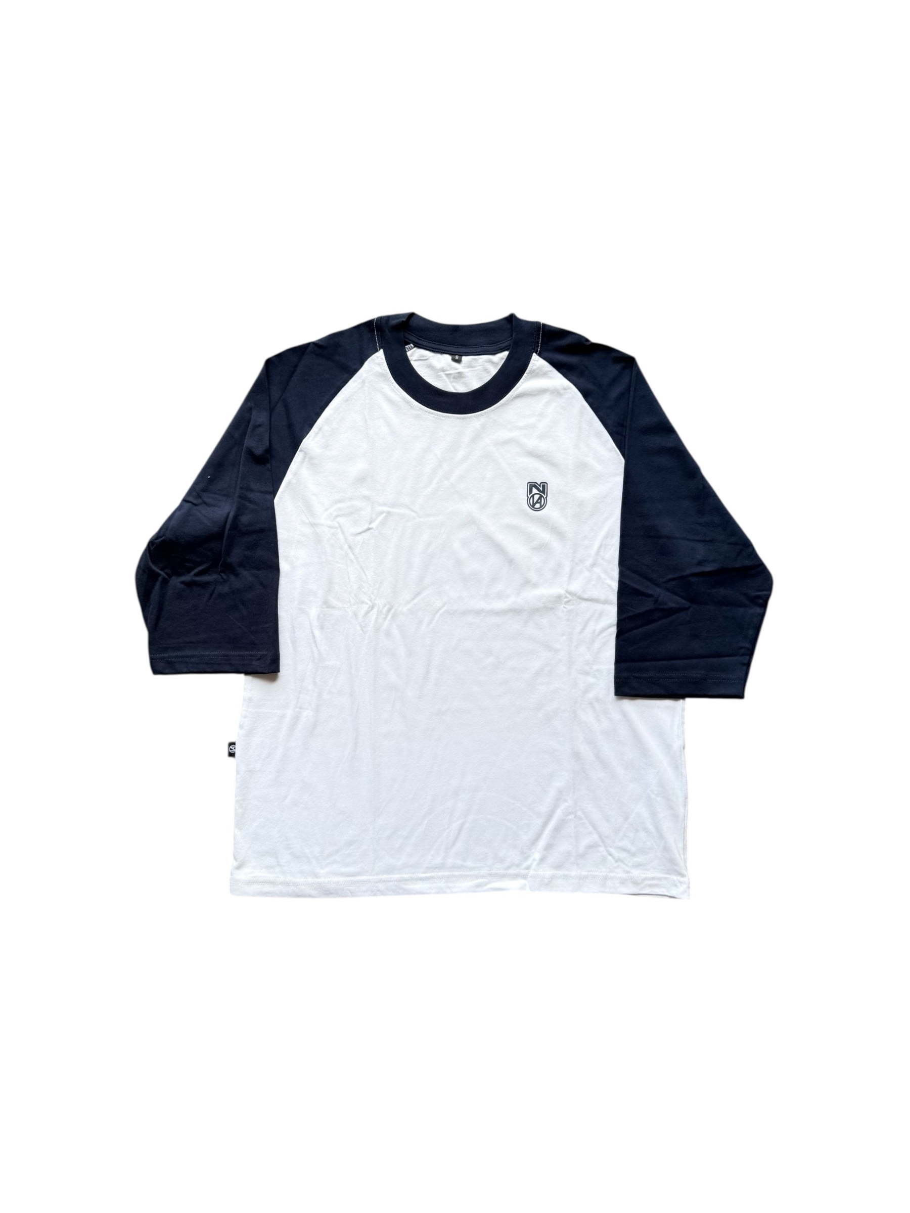 BASIC RAGLAN WHITE NAVY BLUE 1