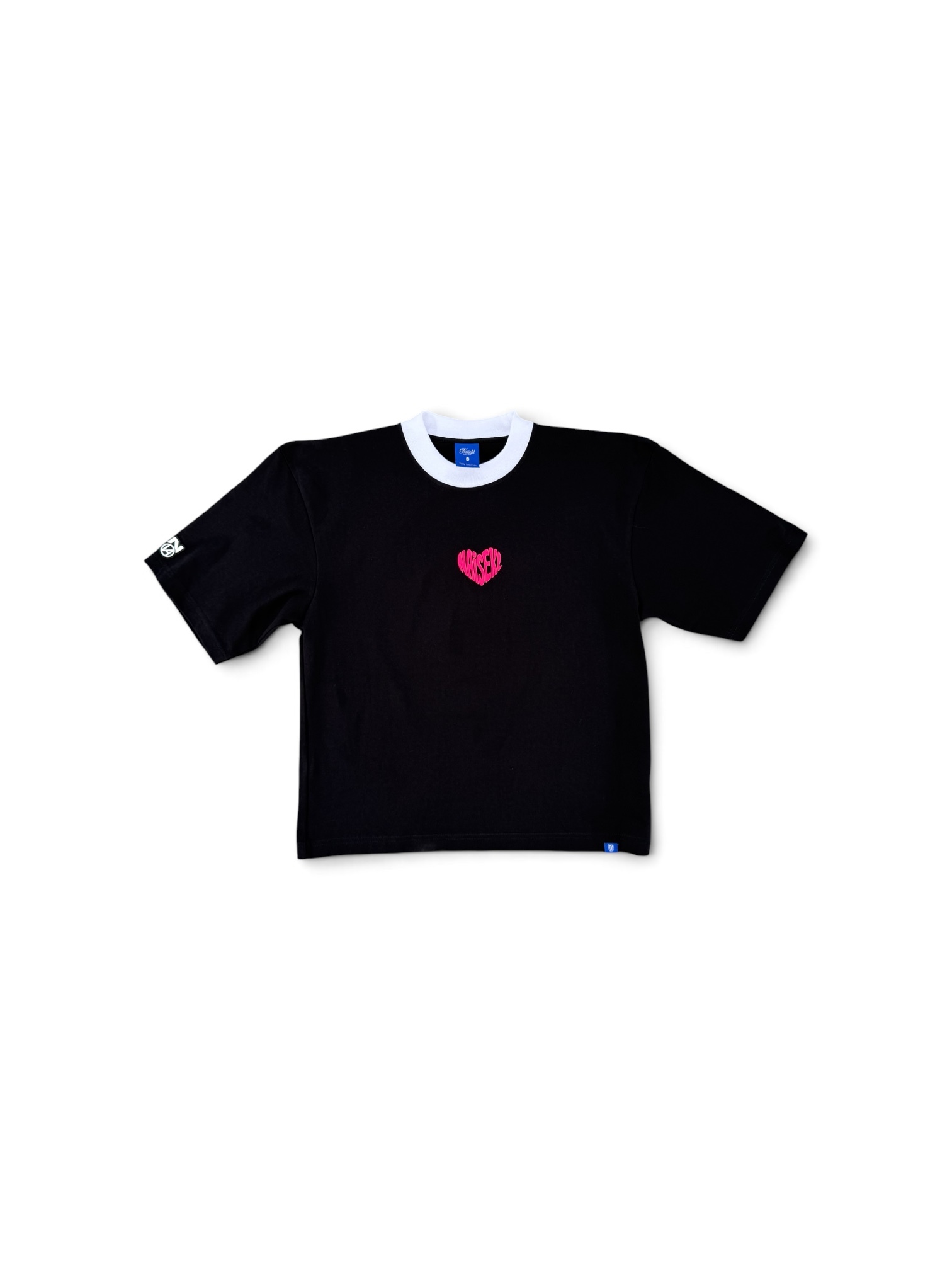 HEART RINGER TEE BLACK WHITE AND PINK 1