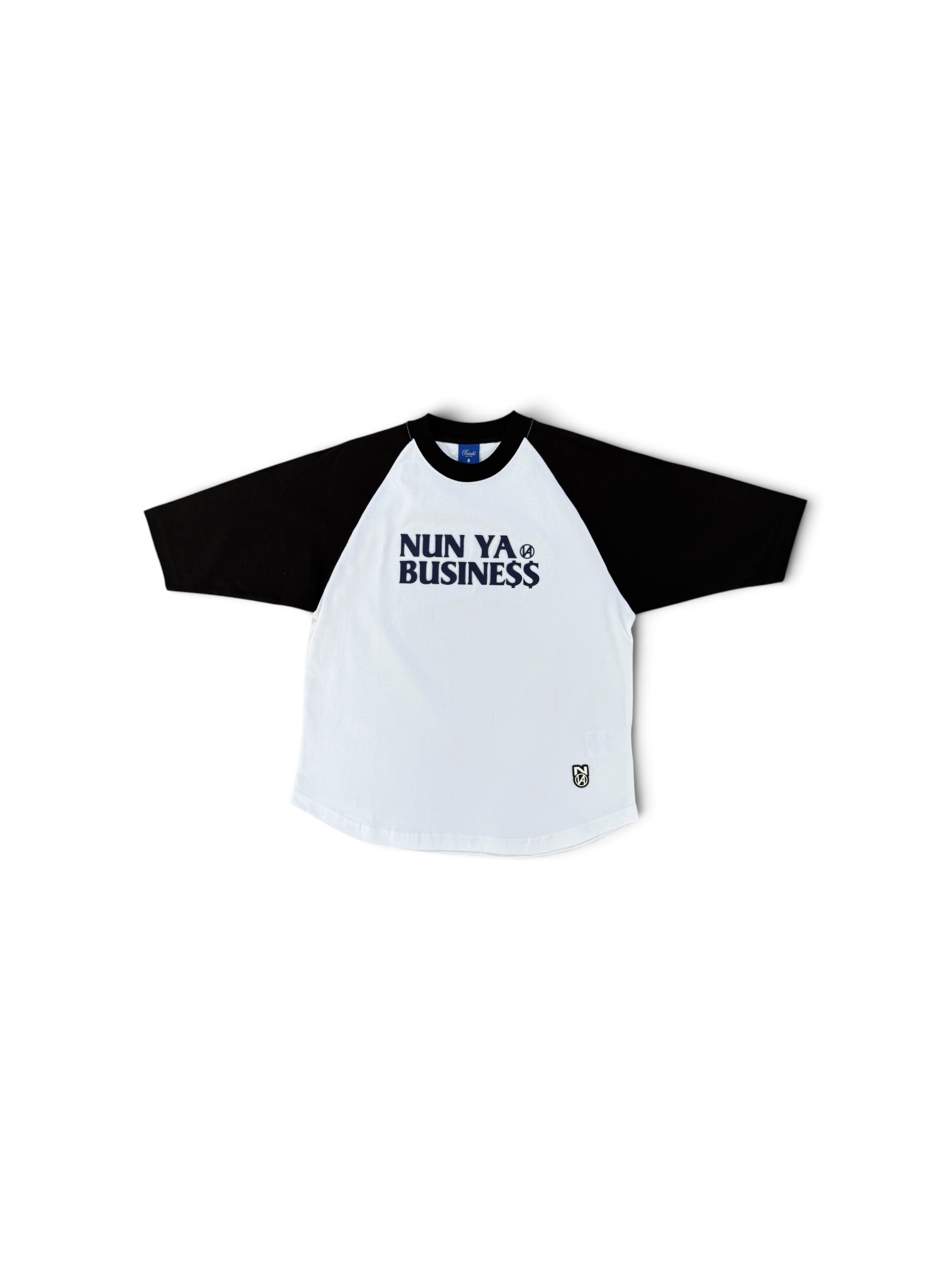 NUN YA RAGLAN BLACK WHITE 1