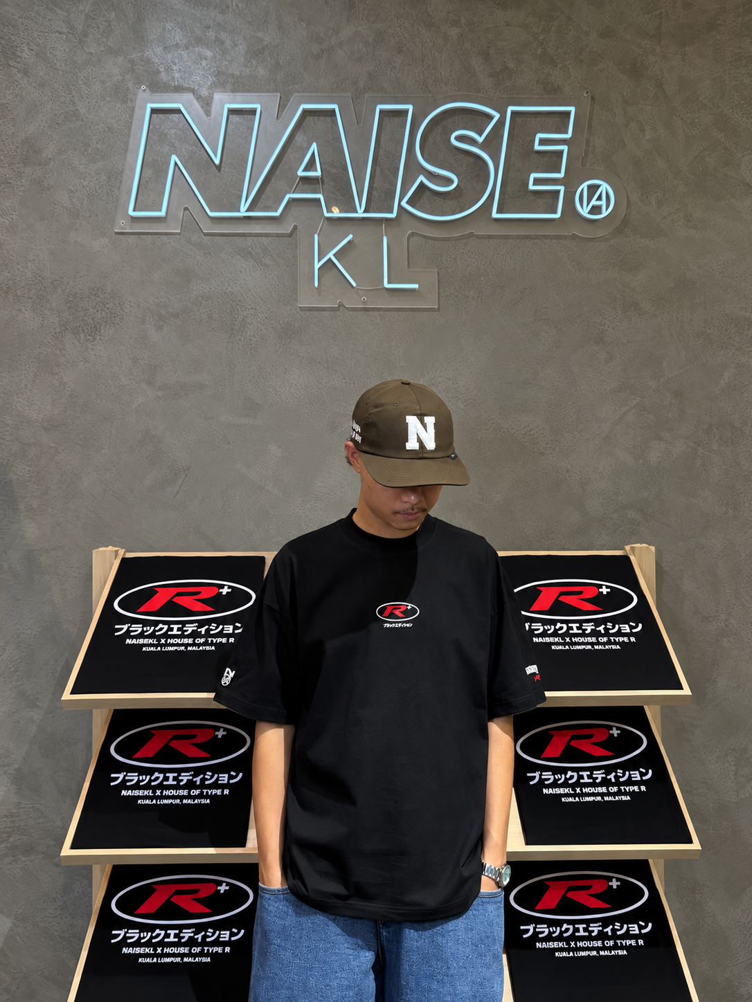 hotr oval black tee 1