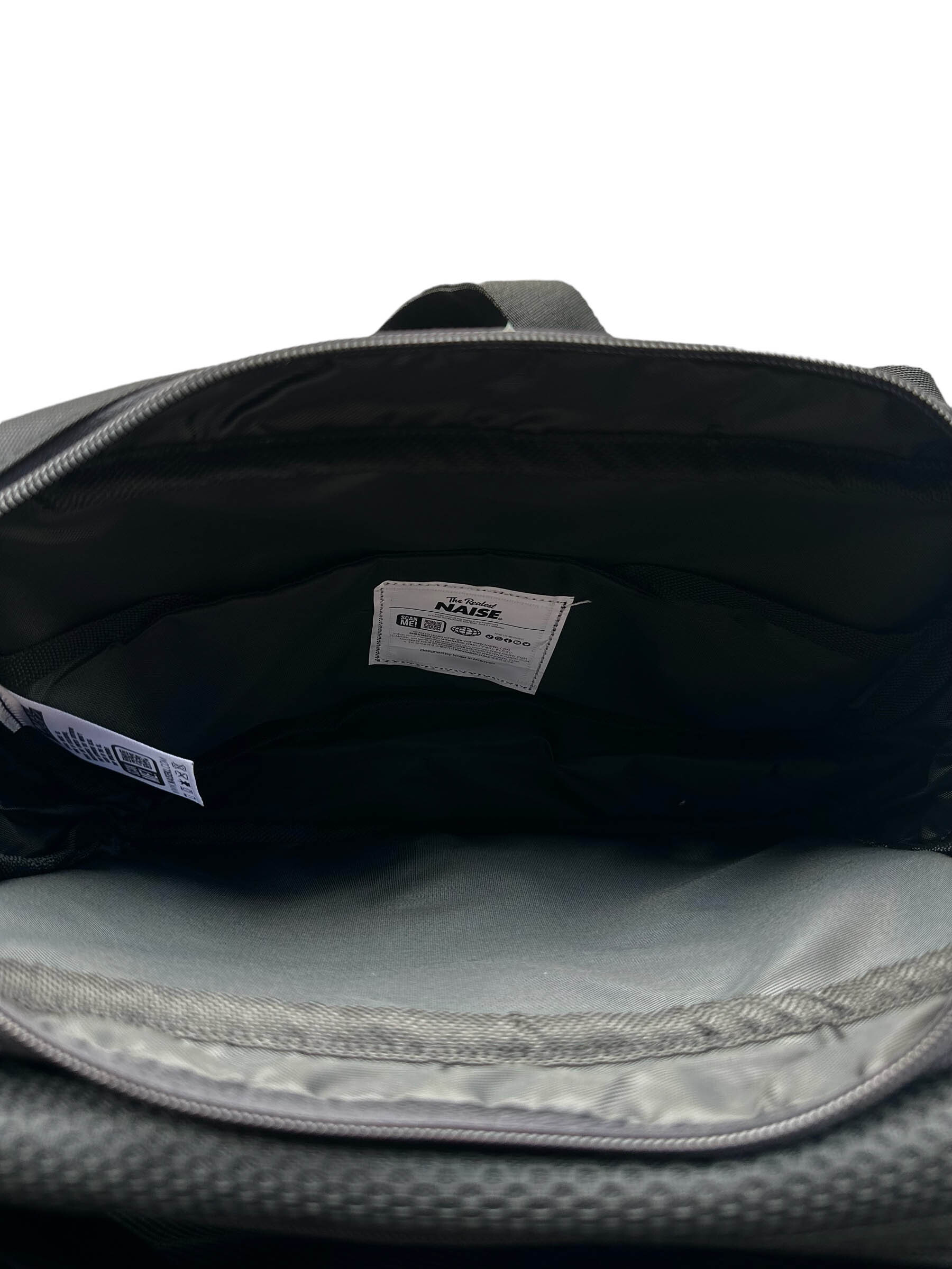 WAIST BAG BLACK 4