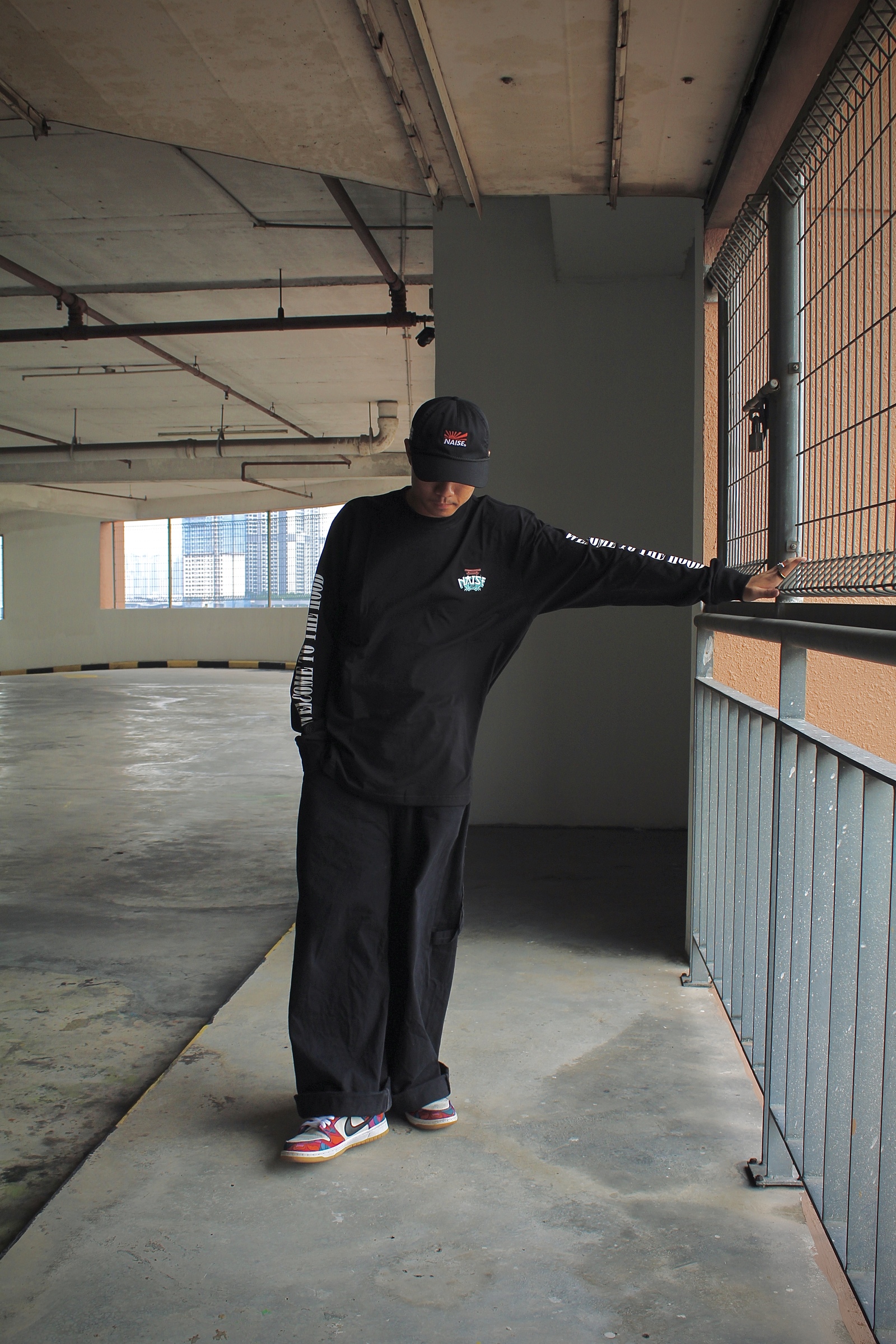 WELCOME TO THE HOOD REISSUE LONGSLEEVE BLACK 1