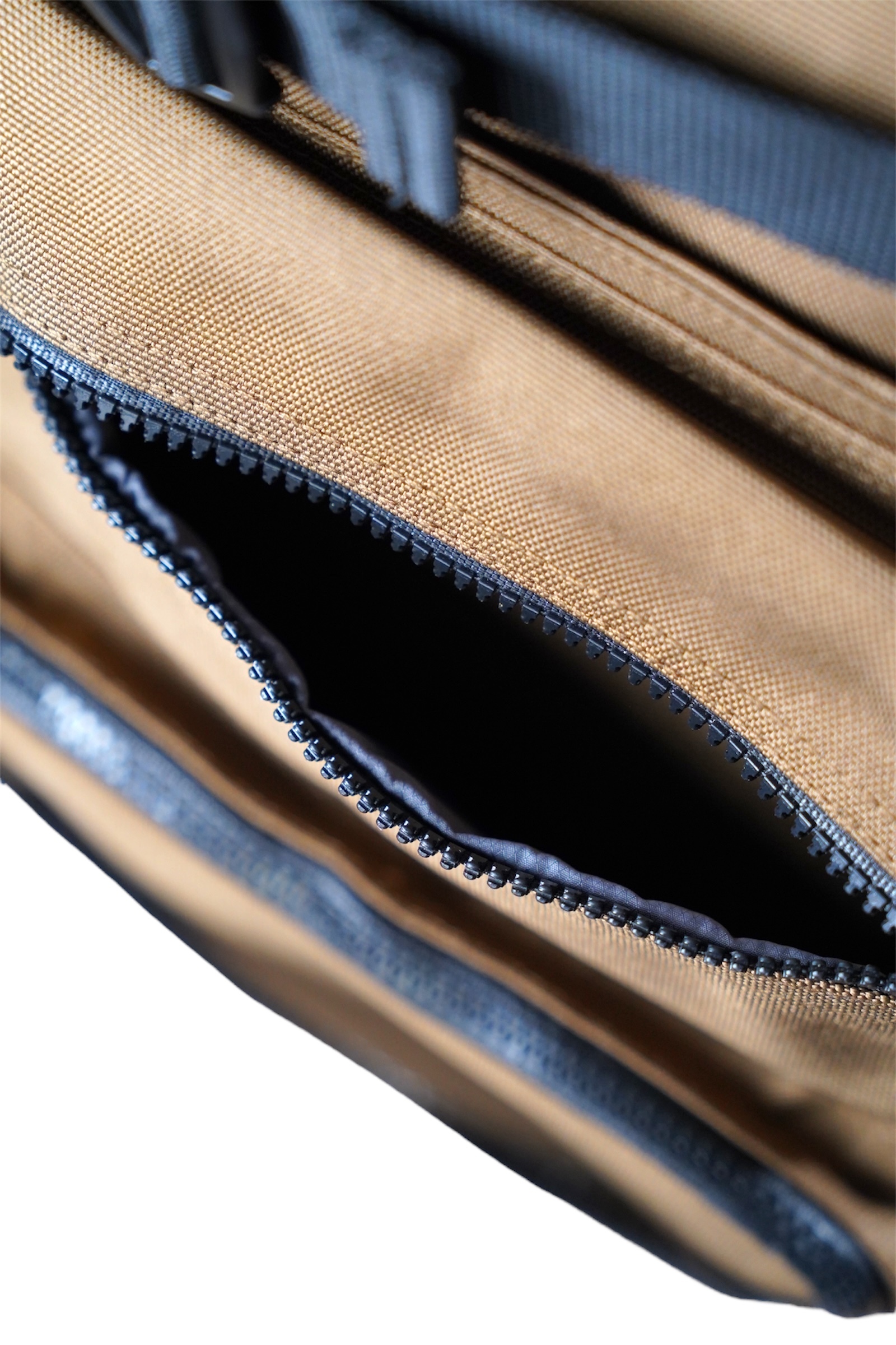 BACKPACK BROWN 3