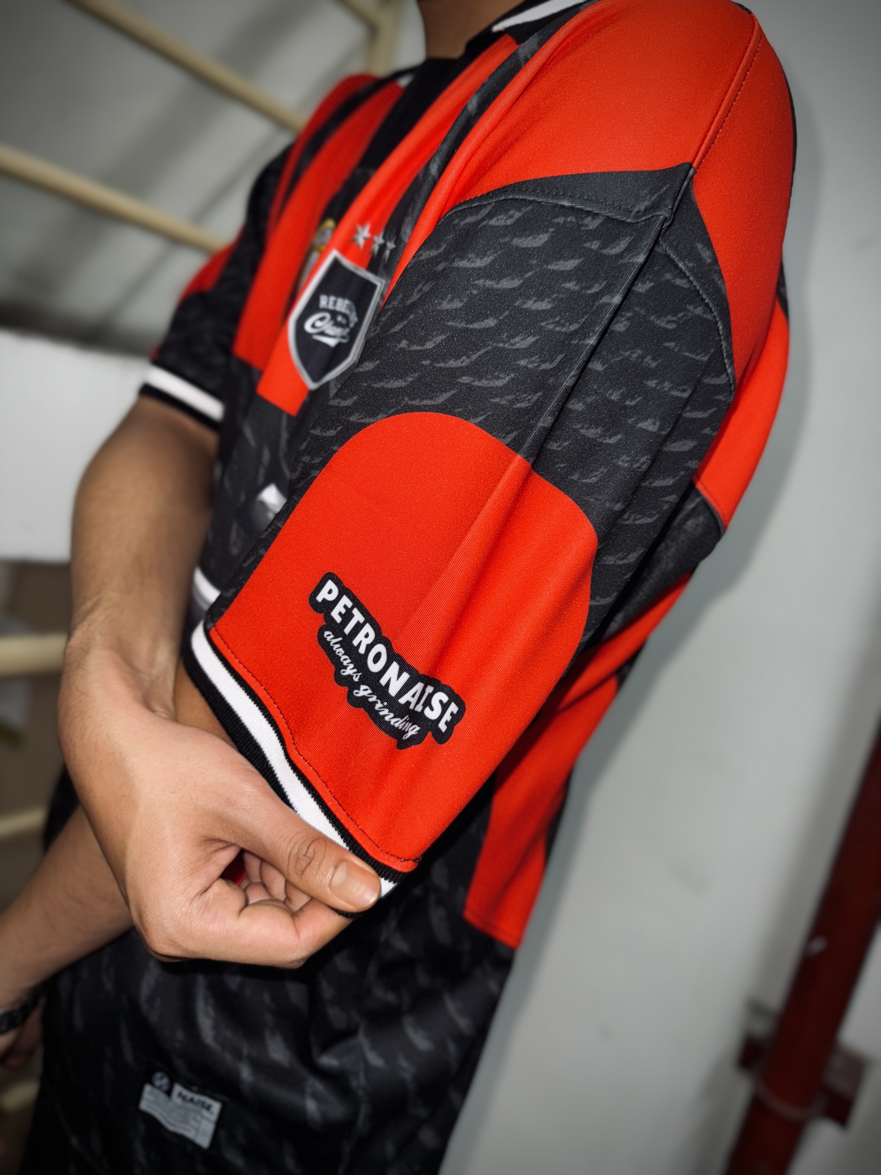 JERSEY RED 6