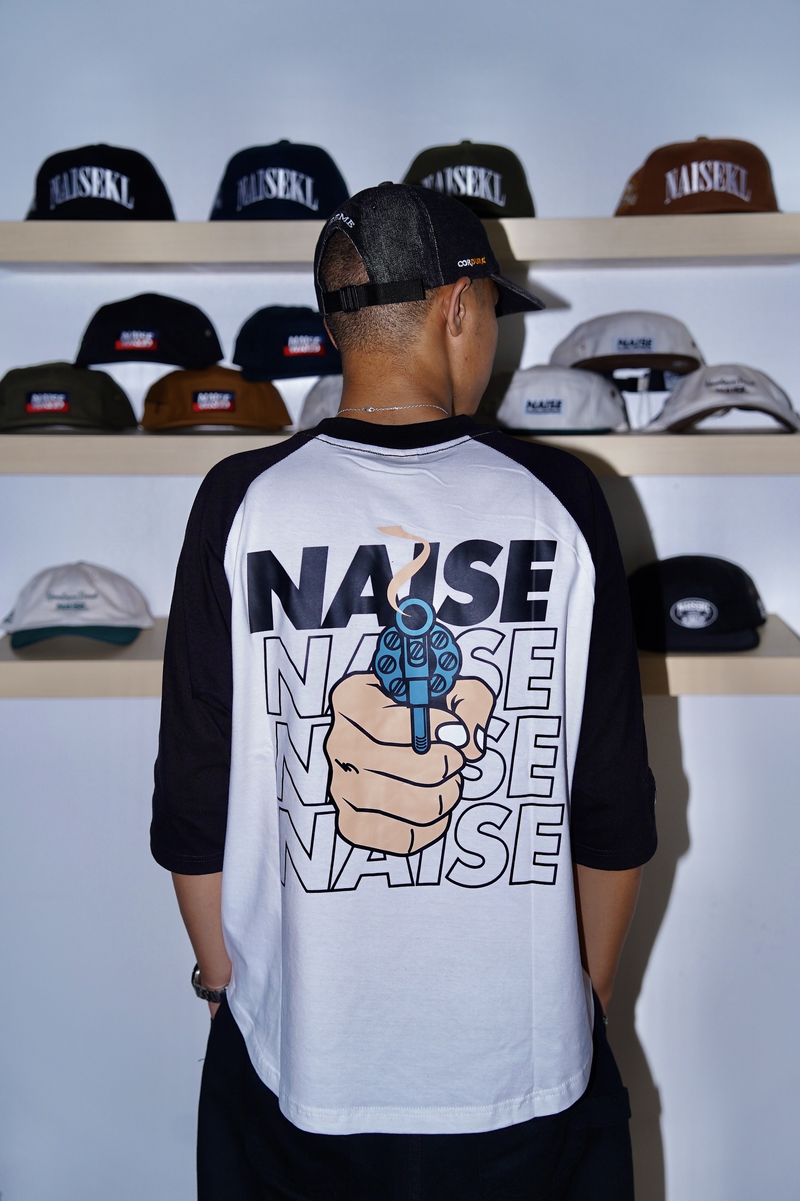 PEW PEW RAGLAN BLACK WHITE 4