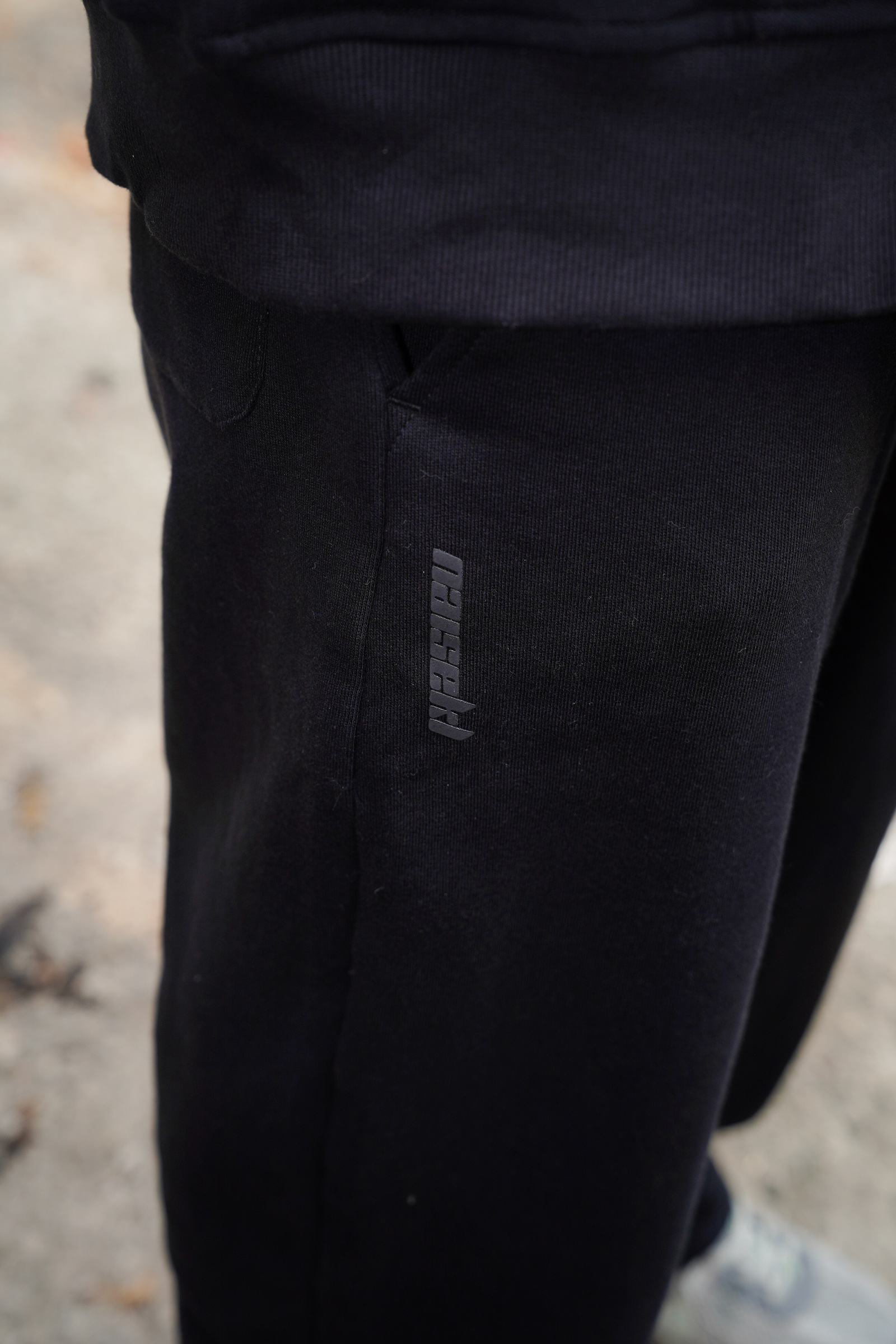 HQ WIDE BAGGY PANT BLACK 2