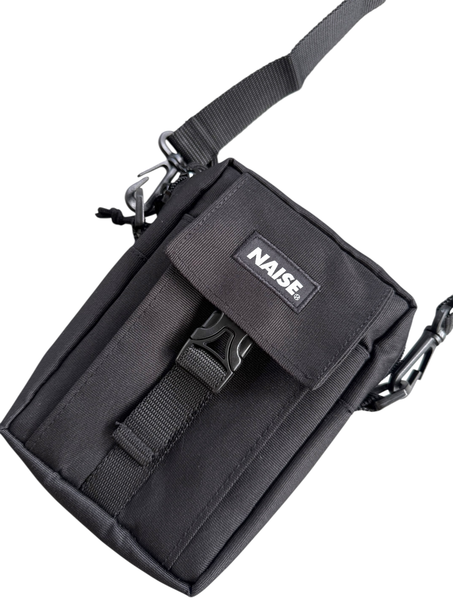SLING BAG BLACK 2