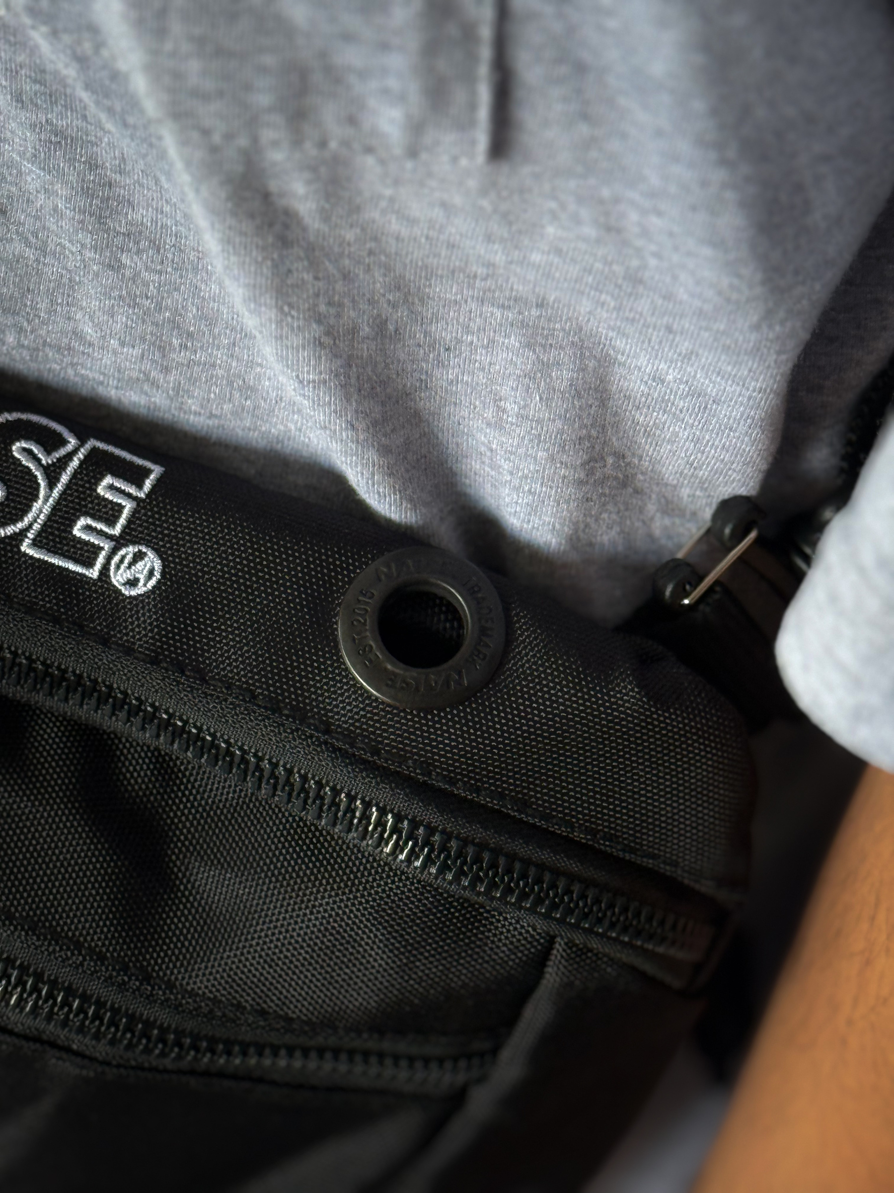 GENISYS WAIST BAG BLACK 4