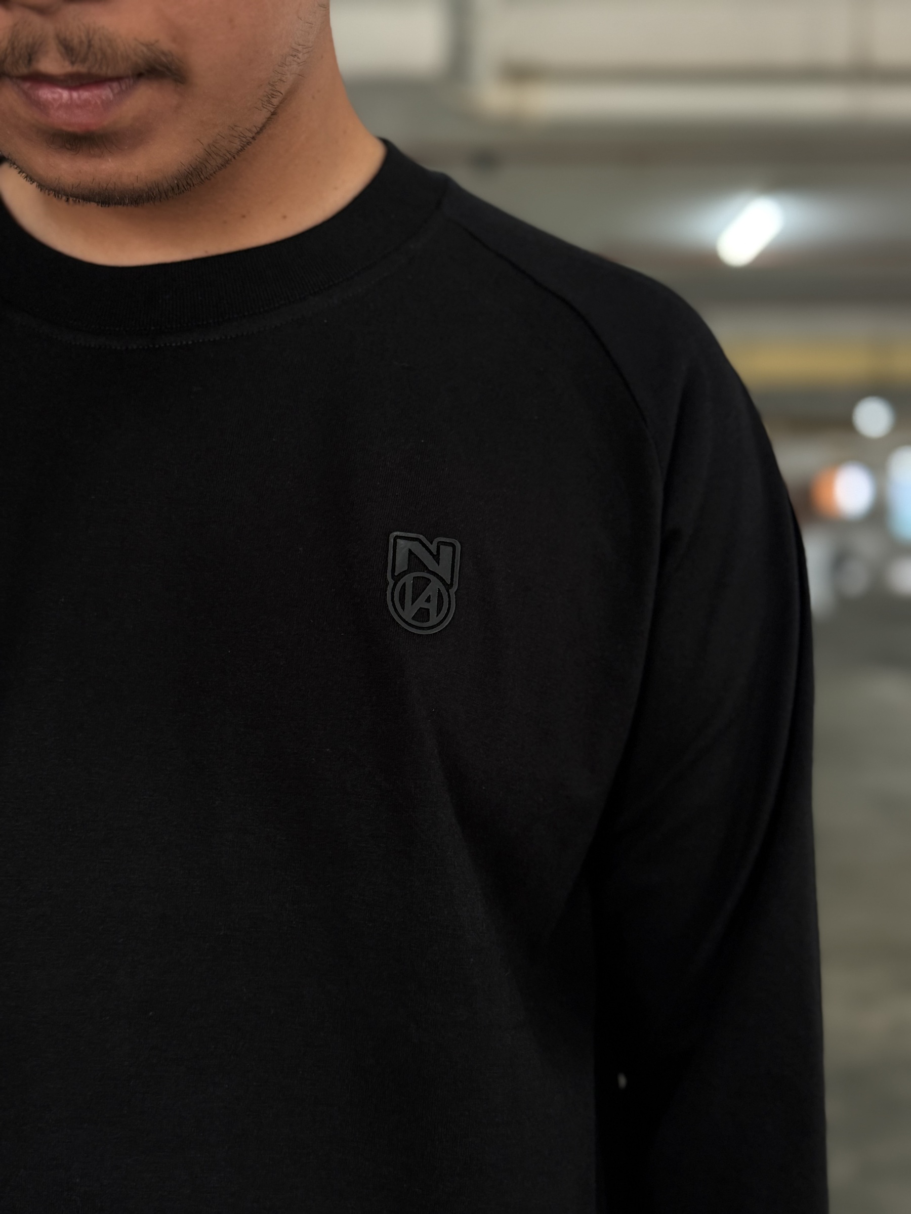 BASIC RAGLAN BLACK 2