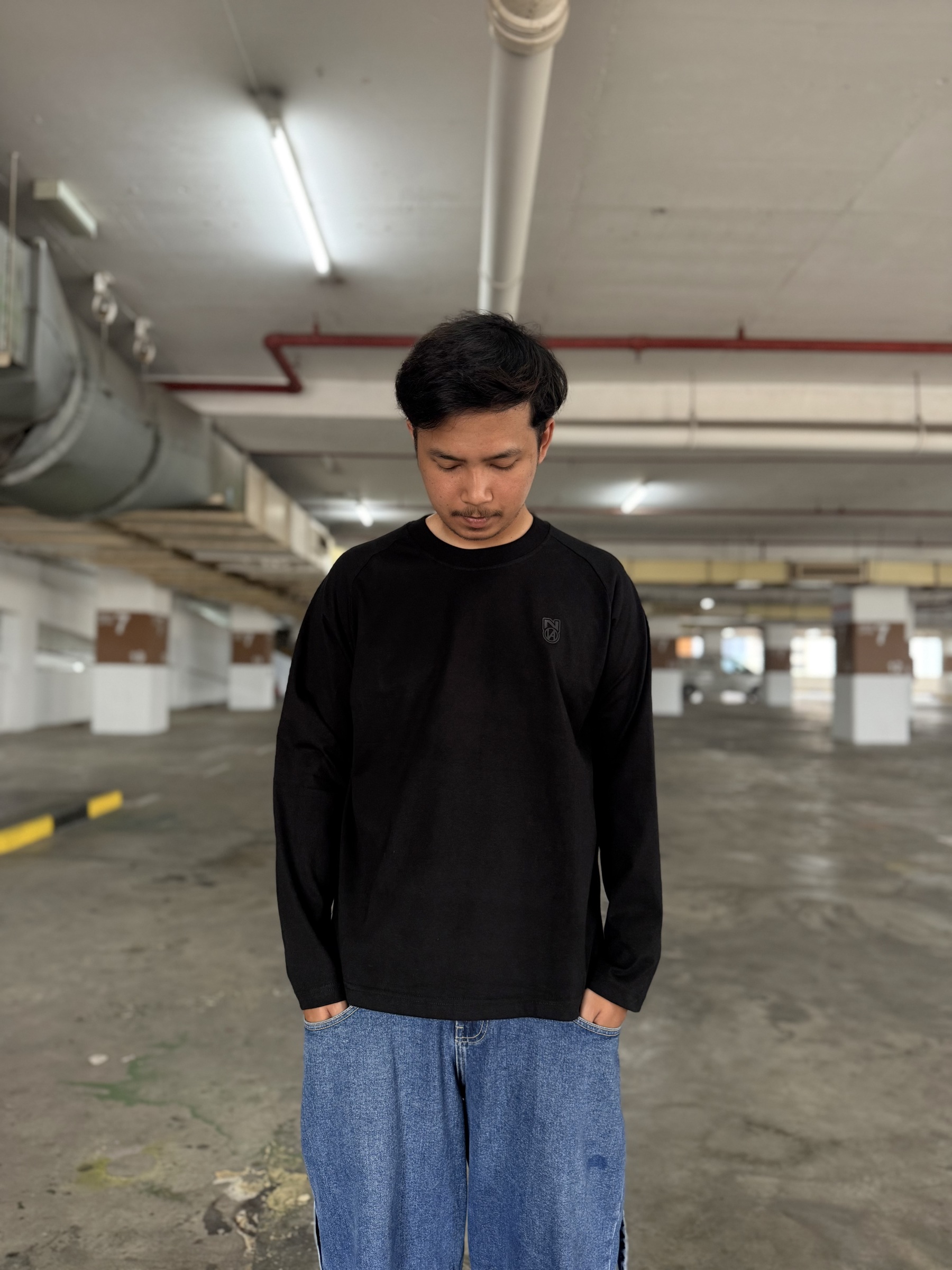 BASIC RAGLAN LONGSLEEVE BLACK 1