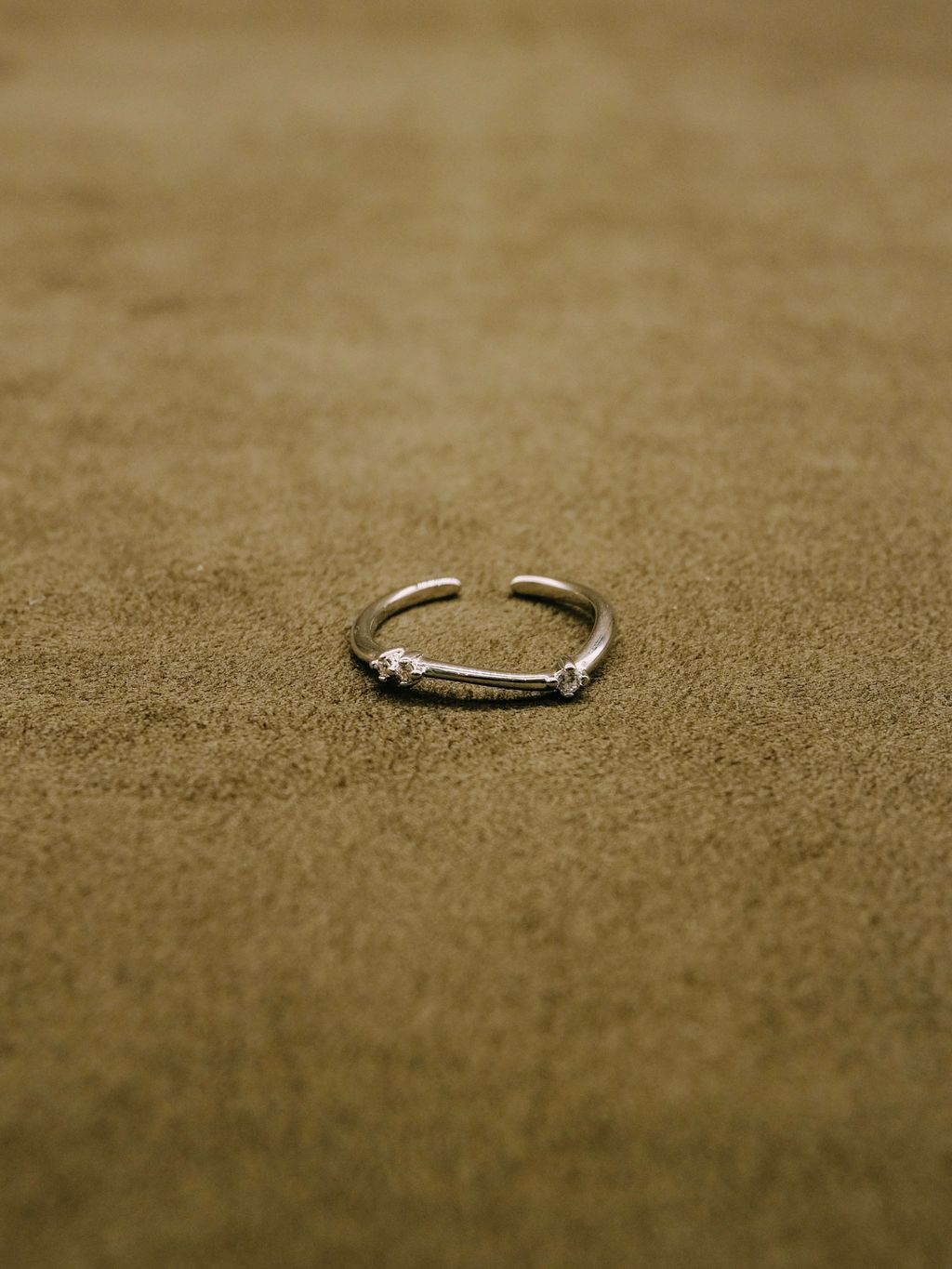 C18A7E87-2B7E-49FD-89A3-8C4108165FDC