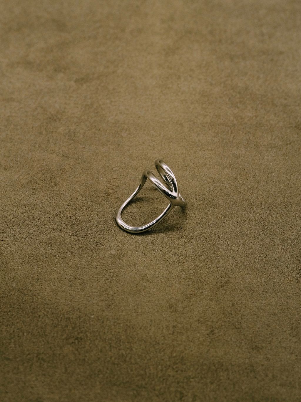 BCC3361B-F991-4A0B-8E58-5684582CCA4E