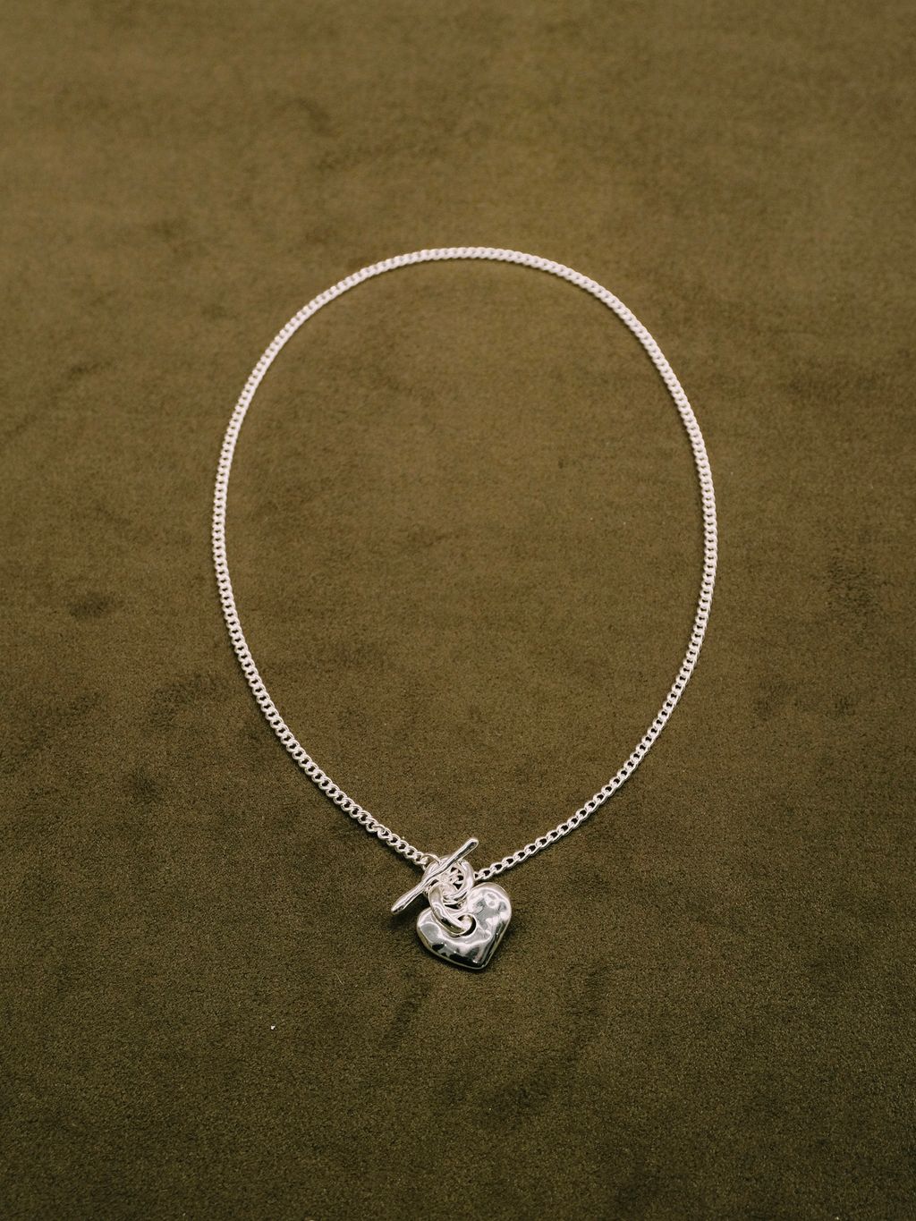 552B43D0-9955-4680-8F50-22D9FE444D49