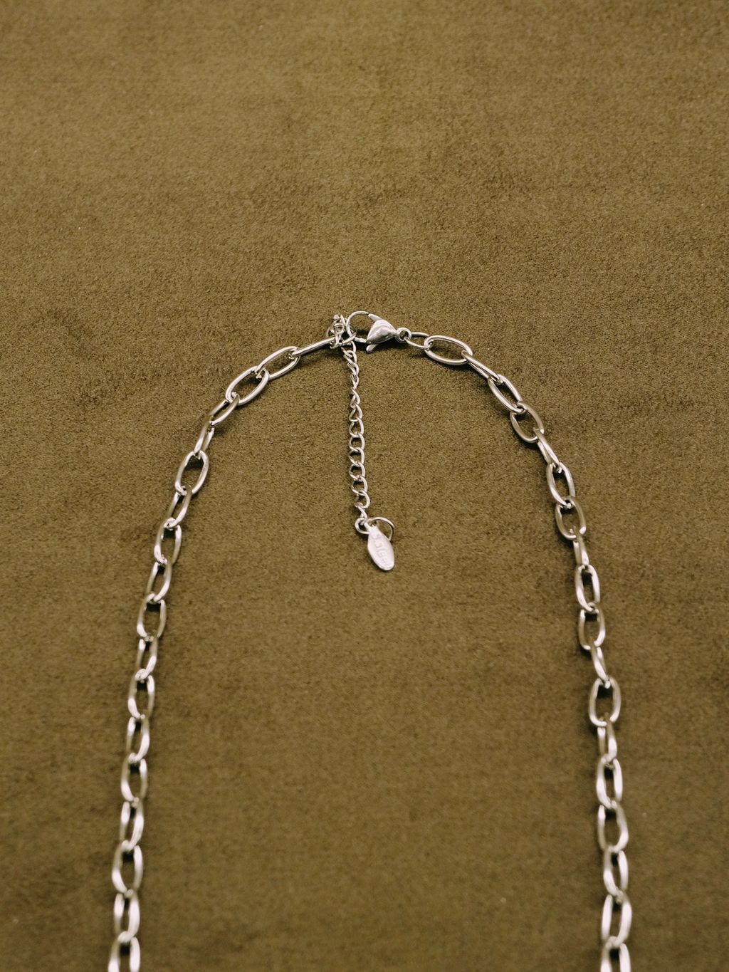 7407305D-3C00-49AC-AC82-3FA67942D852