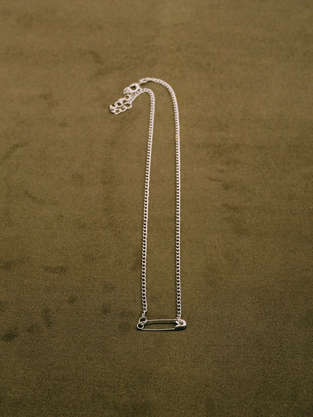 6A93A87F-565A-40B9-AD53-4222A6297DA2