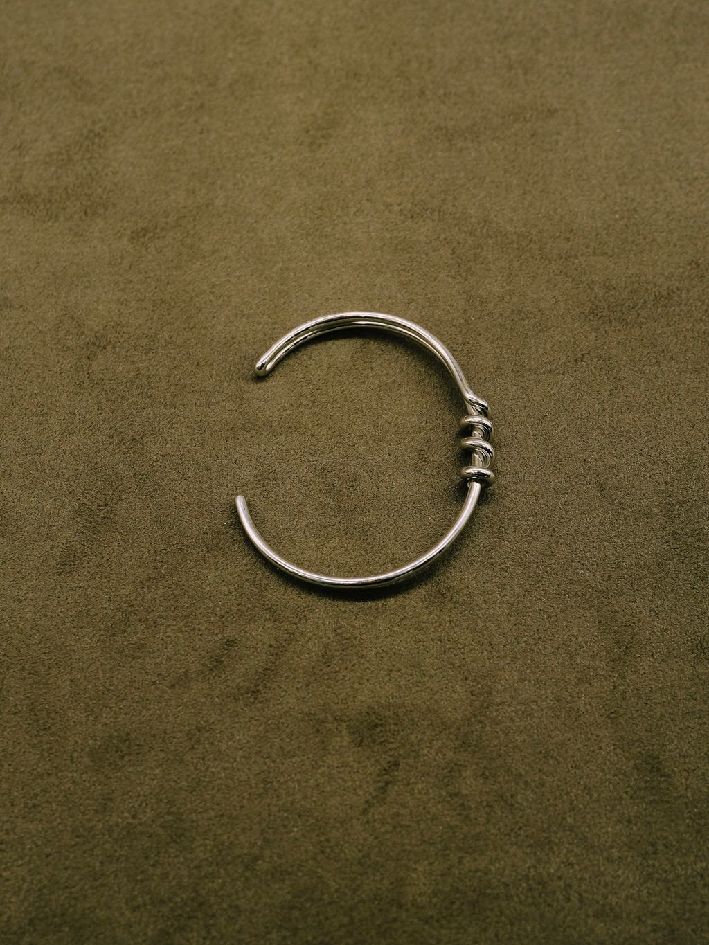 6D5329E1-C707-46BD-A969-C087F5927850