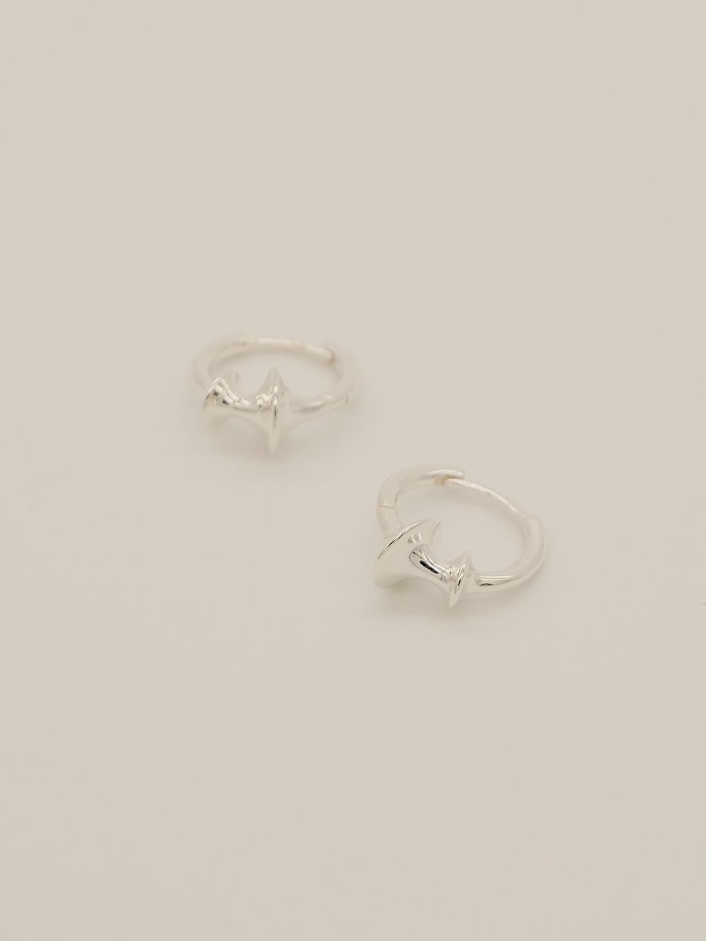 5AAC5B70-2699-4412-B6CC-D1E02F973AB3