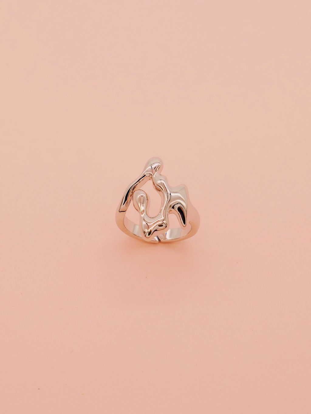 FBAEFC14-01A3-4C4D-86DC-FAD3C78E76D3