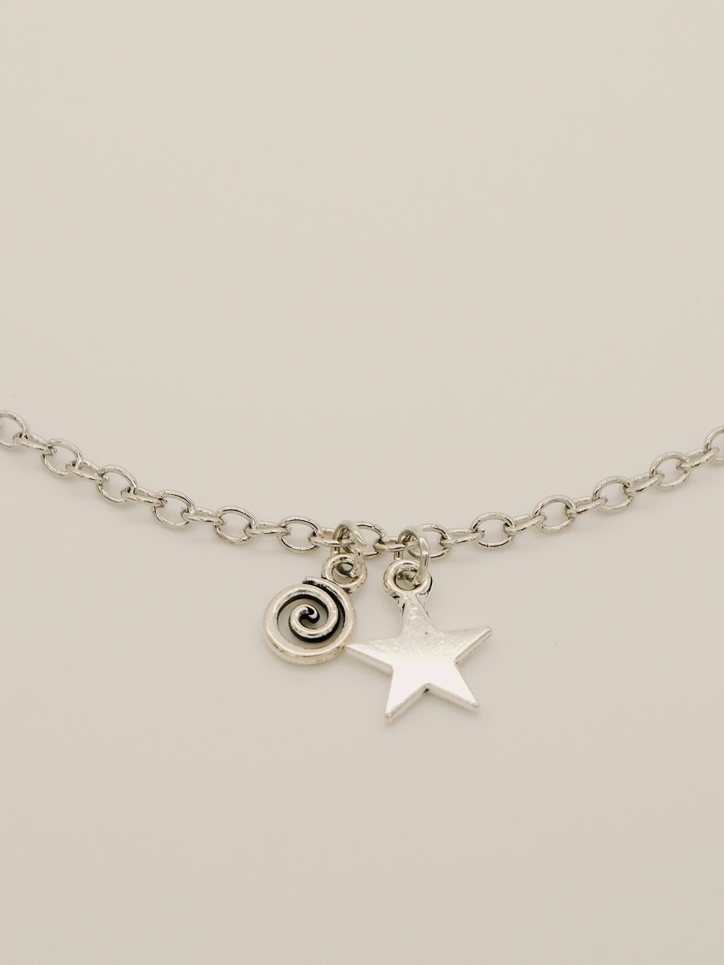 309B76F1-28D0-439E-B333-792EFBE073F4