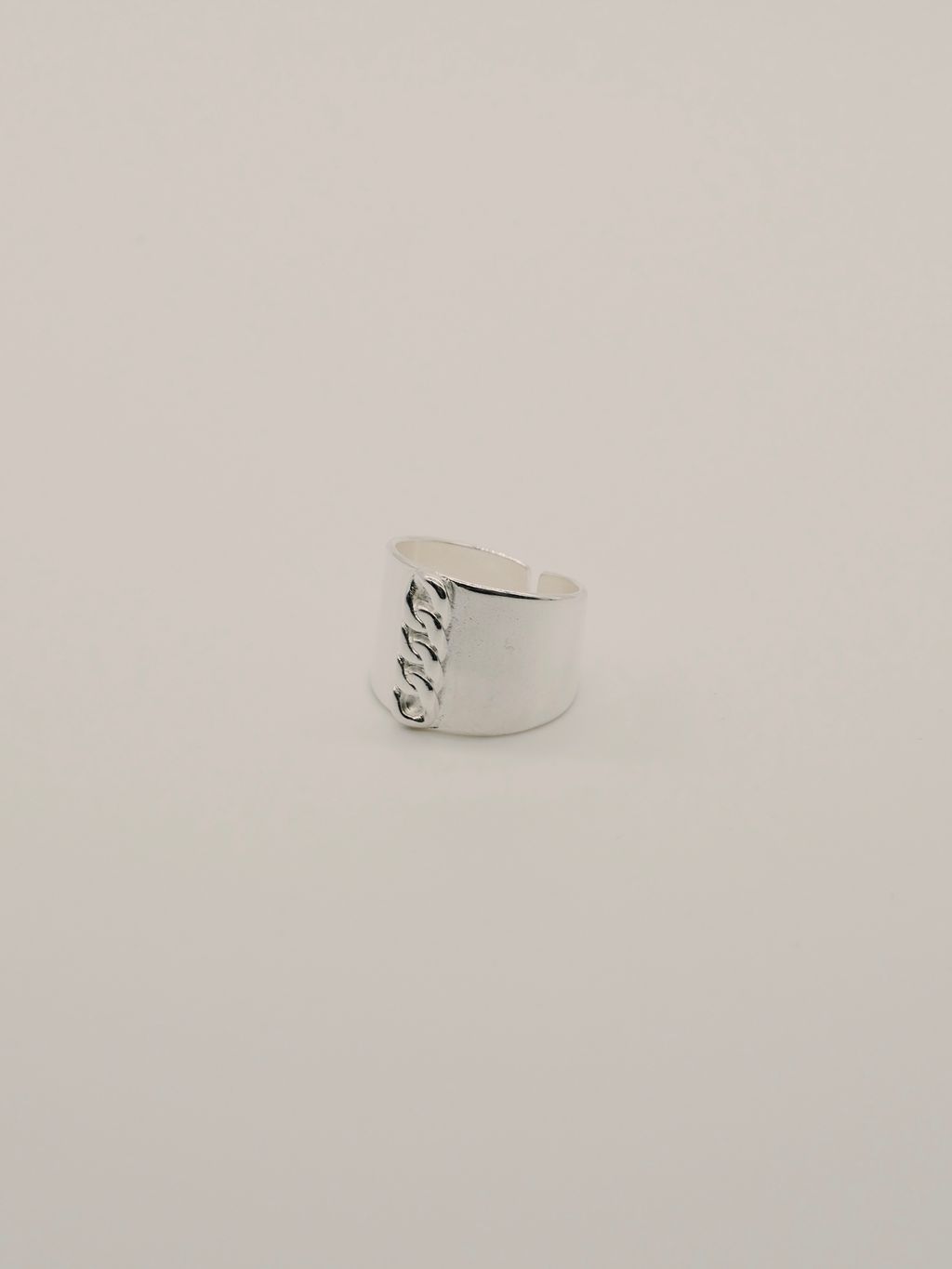 3298C492-A519-4975-94A9-C5BBC3F4D649