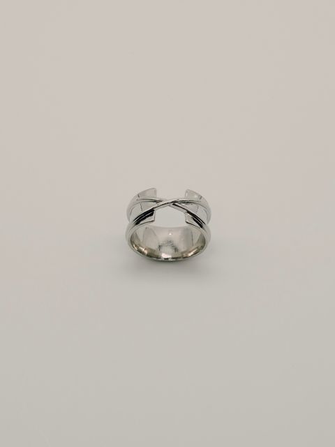 535696BB-C752-4B9D-9F44-E50420BE3D81