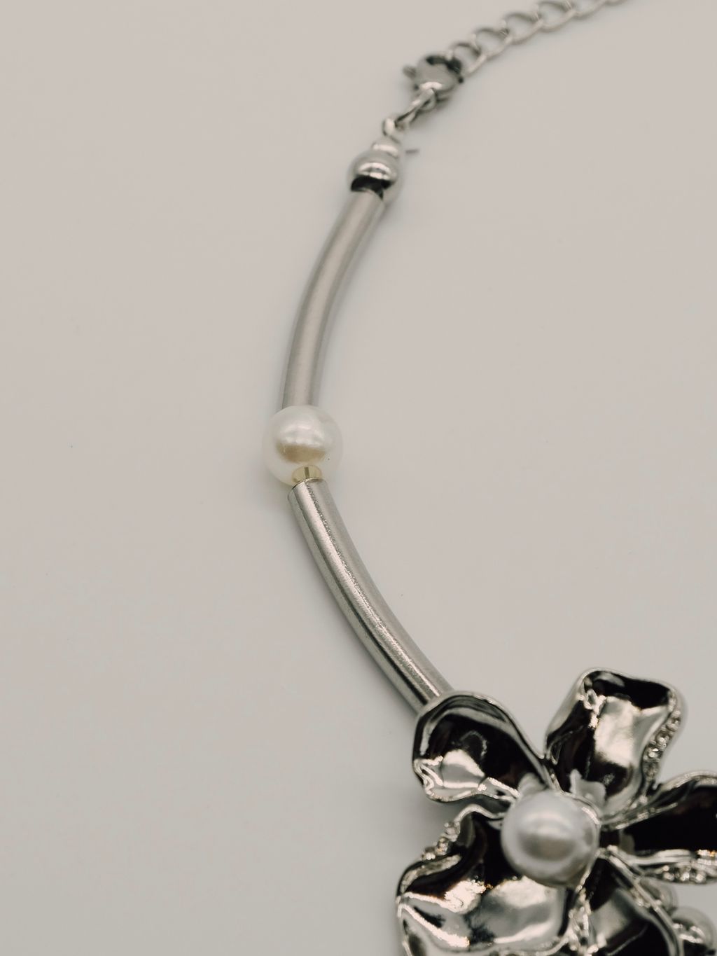 EBC060B9-048E-43C7-895B-0E13D2047E47