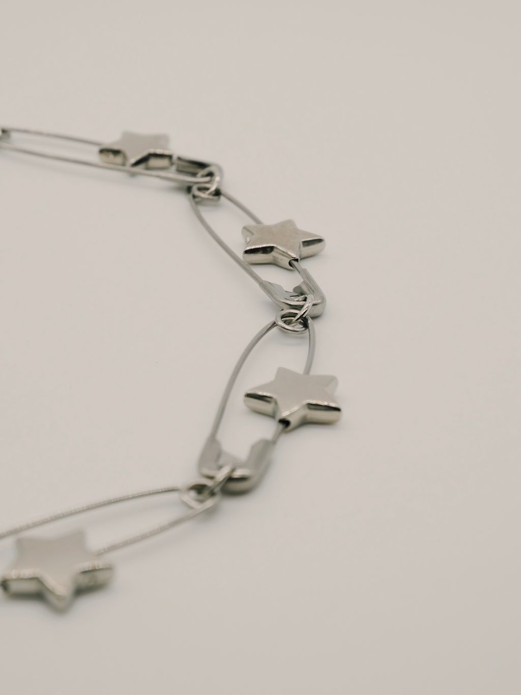 1B5F6845-20D6-4F94-A770-6D37FFEC00DD