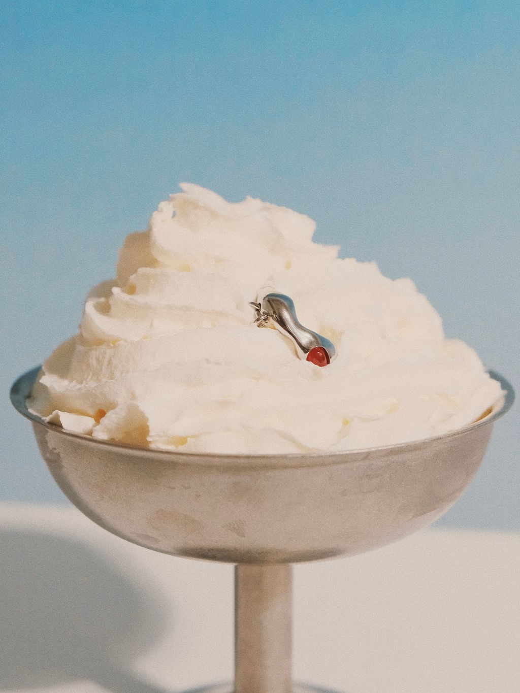 5451D409-300A-4390-A934-CFEC3B4D3389