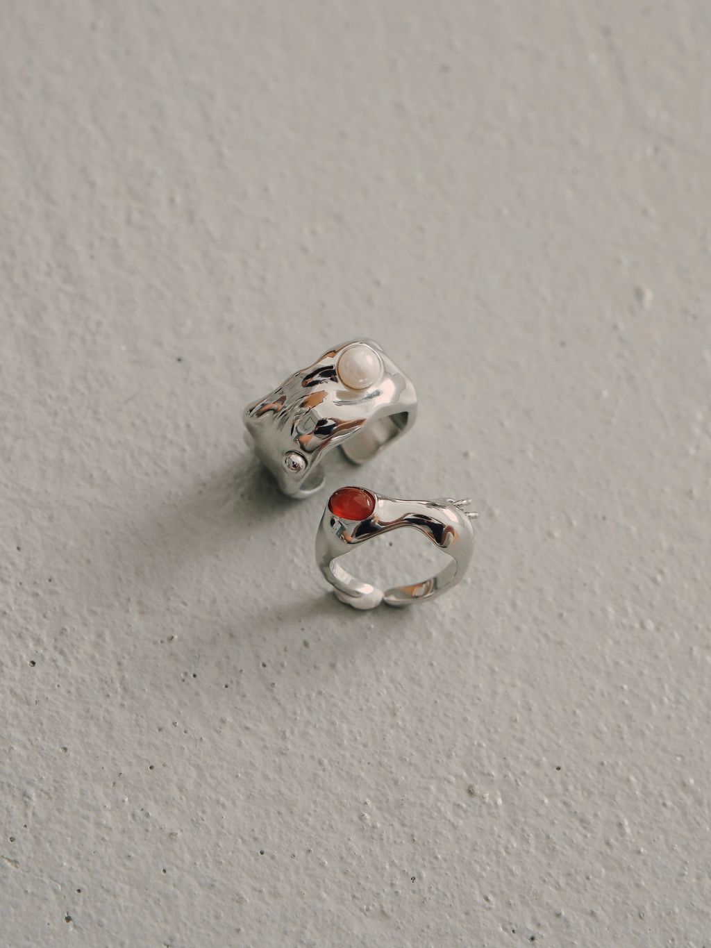 EAB6E574-FE72-4D52-B5BC-B0F8ECCD4BB8