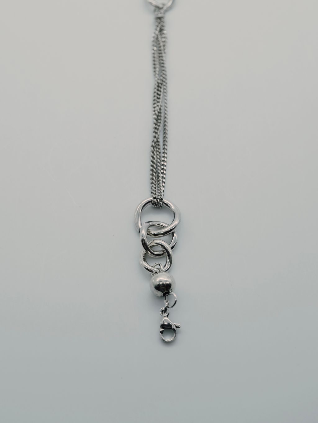 C8E381A9-5F51-4E5B-85A2-D820BD3ACDB5