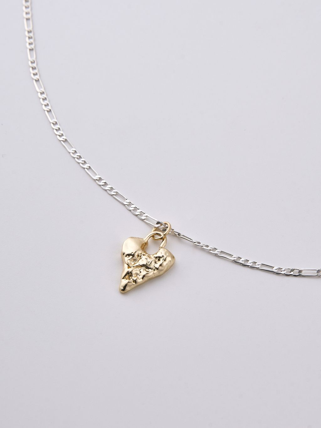 DZ-CaptureOne230006 4