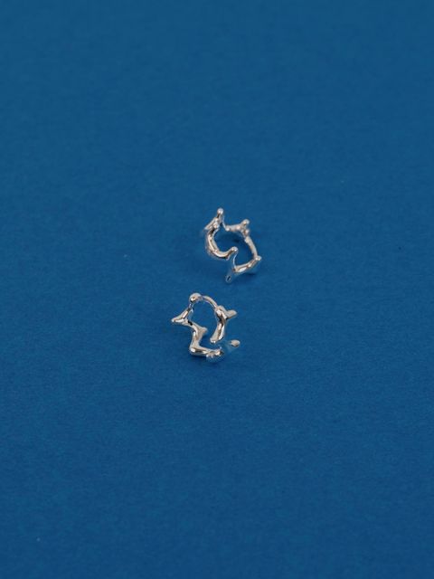 0D566200-A51C-4B3E-AAED-E289CEF7C640