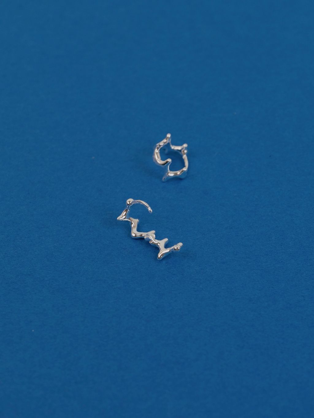 A4AF8F53-0D0E-42F6-8842-58119B779677