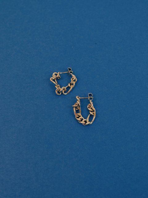 EA271B04-2B99-4722-BB01-531DD9AC28D4