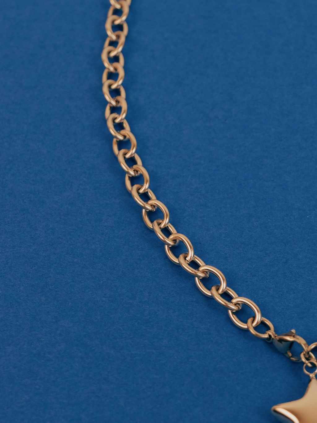 E6310674-81CC-4BE5-9DF7-BB81AF7AD245