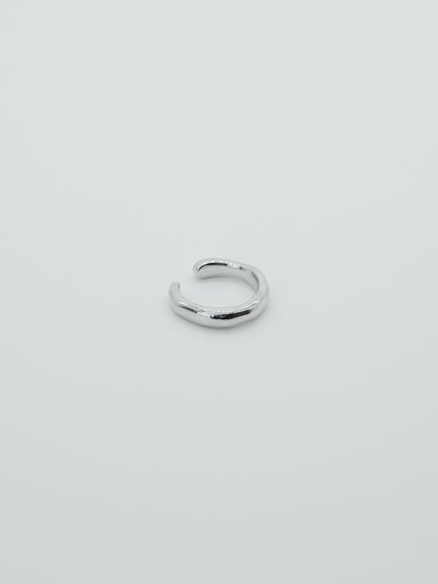 5943DD68-BC54-46C9-9878-9D1B39475EAD