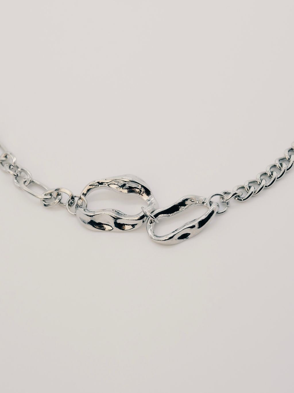 0D2E73B7-E63A-45F2-84DB-030E6047855D