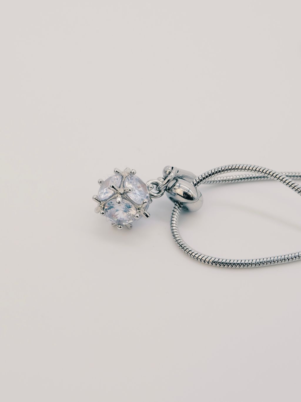 7B914264-A8DC-4467-ADB0-E7036965FA40