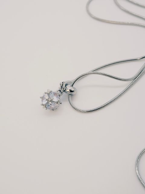 3763F834-B5CD-4BAB-96B1-89A5AA15F735