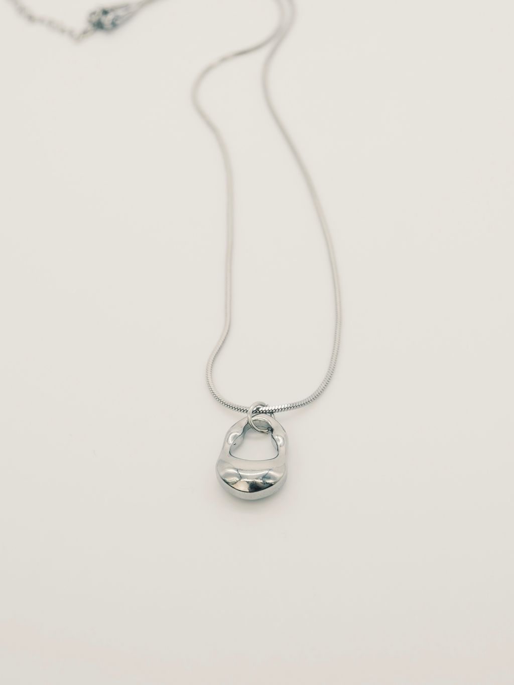 361632F9-DDC9-4B50-BC24-E2B7CD324E68