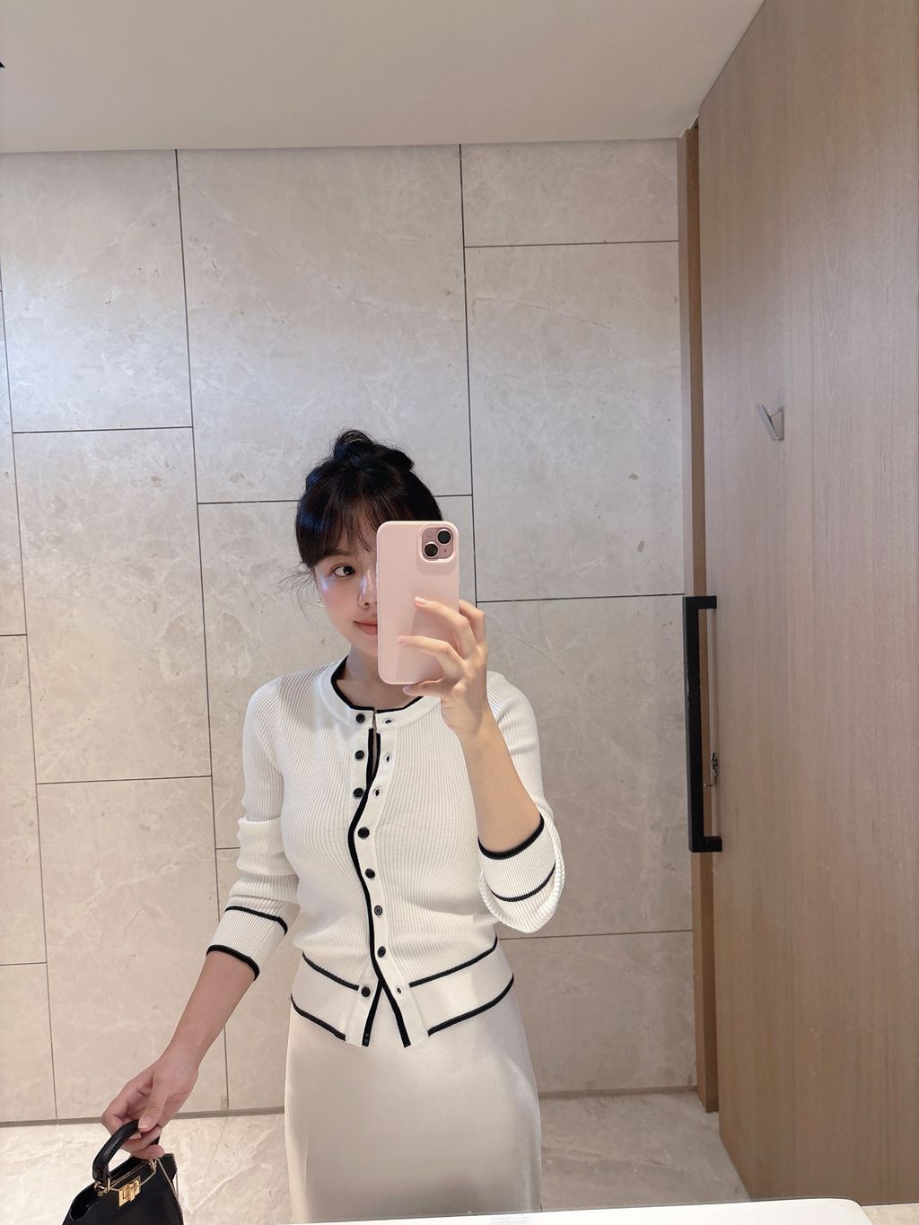 image_FD0DC356-C25F-47E6-BE37-5B06E1269E3E_1762593646